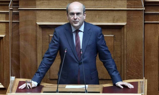 The labour bill offers possibilities and options to employees, Hatzidakis says