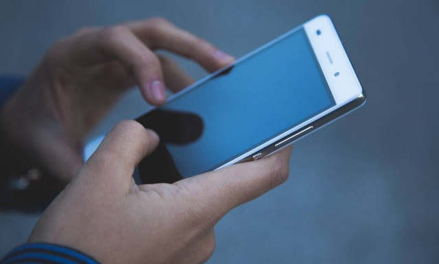 Βόλος - Απίστευτη απάτη: Έκλεψε ξένη ταυτότητα, έκανε σύνδεση κινητής και τον χρέωσε 1.500 ευρώ