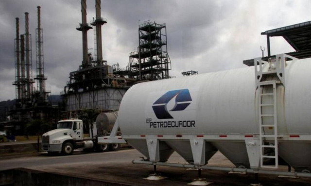 Ισημερινός: Αυτόχθονες του Αμαζονίου απέκλεισαν πετρελαϊκές πηγές