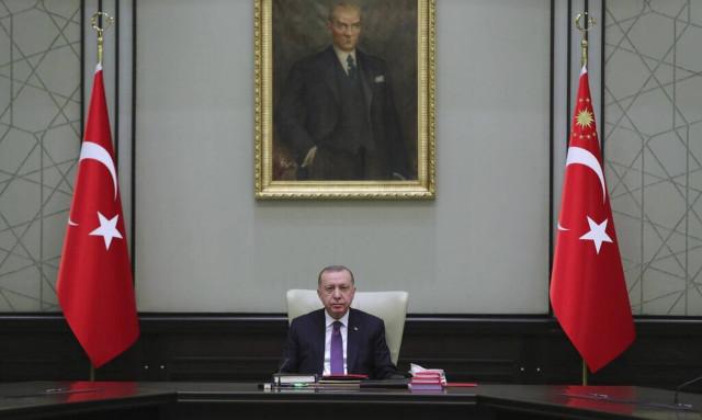 Μέση Ανατολή: Το επικίνδυνο φλερτ του Ερντογάν με τη Χαμάς