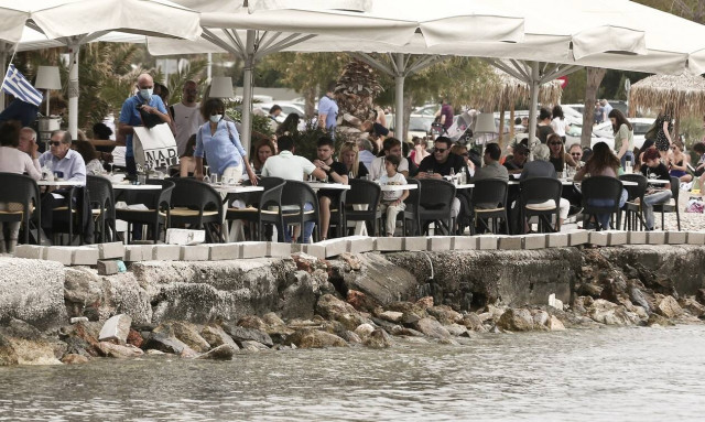 Κορονοϊός: Πότε θα γίνει «πράσινη» η Ελλάδα από κρούσματα - «Καμπανάκι» για την ινδική μετάλλαξη