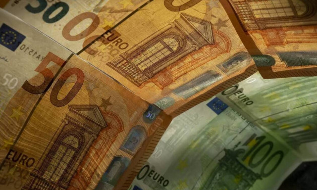 Κούρεμα χρεών για μικρομεσαίους και νέα συνολική ρύθμιση οφειλών