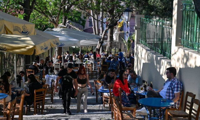 Άρση περιορισμών: Τοπικά lockdown, όχι ορίζοντια μέτρα και σαρωτικοί έλεγχοι στο κυβερνητικό πλάνο