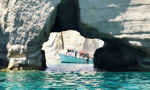 Θεμιστοκλέους: Αυτά είναι τα νησιά που υστερούν στην κούρσα του εμβολιασμού