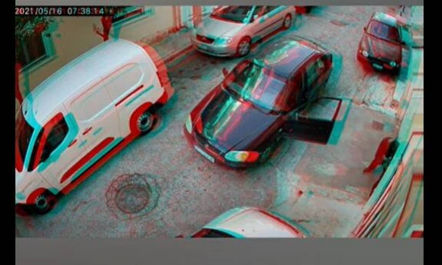 Θεσσαλονίκη: Καρέ – καρέ η προσπάθεια διαρρήκτη να ανοίξει σπίτι με λοστό