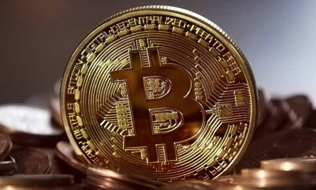 Σε κλοιό πιέσεων το Βitcoin – Κάτω από τα 40.000 δολάρια