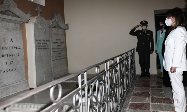 Κέρκυρα: Στεφάνι στον τάφο του Ιωάννη Καποδίστρια κατέθεσε η ΠτΔ Κατερίνα Σακελλαροπούλου