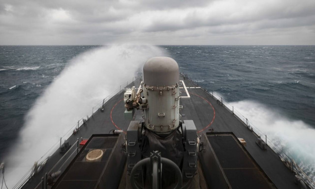 Παραβίαση χωρικών υδάτων της από αμερικανικό πολεμικό καταγγέλλει η Κίνα