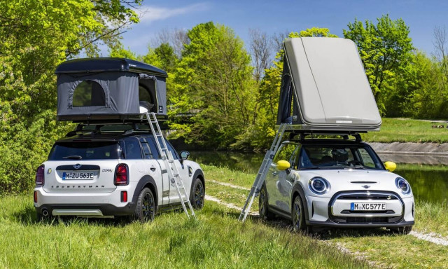 Δύο Mini για μίνι διακοπές