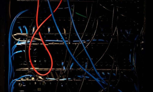 Που μπορείς να καλείς δωρεάν αν σου κόψουν το τηλέφωνο