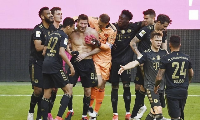 Bundesliga: Λεβαντόφσκι ο μύθος, υποβιβάστηκε η Βέρντερ! - Όλα τα γκολ της τελευταίας αγωνιστικής