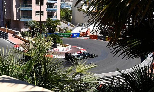 Δείτε πως η πόλη του Μονακό μετατρέπεται σε πίστα της Formula 1 (vid)