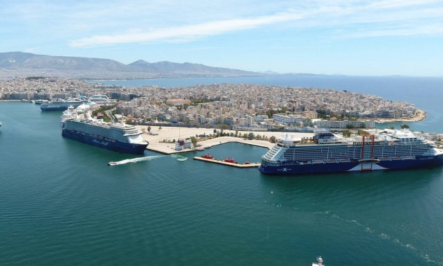 Όπου φύγει - φύγει οι Αθηναίοι και αυτό το Σαββατοκύριακο - Αυξημένη η κίνηση στα λιμάνια