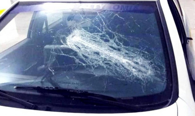 Θεσσαλονίκη: Έσπασαν περιπολικό μετά τους χθεσινούς πανηγυρισμούς