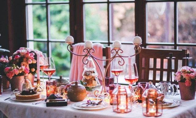 Κορονοϊός: Έτσι θα λειτουργούν τα ξενοδοχεία - Τι θα ισχύει για τον μπουφέ