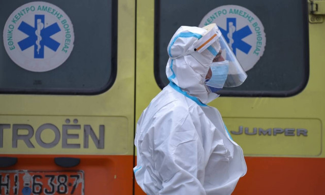 Κρούσματα σήμερα: 1.381 νέα, 563 διασωληνωμένους και 50 νέους θανάτους ανακοίνωσε ο ΕΟΔΥ