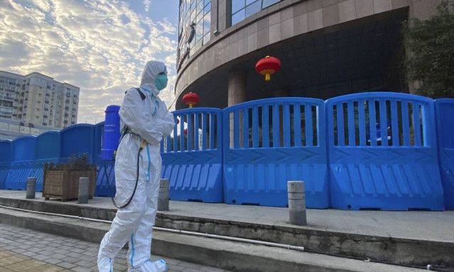 Κορονοϊός - Αποκάλυψη WSJ: Ερευνητές σε εργαστήριο της Ουχάν είχαν συμπτώματα τον Νοέμβριο του 2019