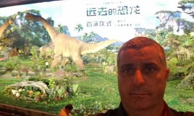 Βάιος Παναγιώτου: Ο Έλληνας εφευρέτης που κατέκτησε την Κίνα ονειρεύεται «Τζουράσικ Παρκ» στα Τέμπη