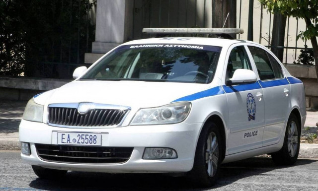 Πάτρα: Μια 14χρονη και ένας 12χρονος λήστεψαν ηλικιωμένο