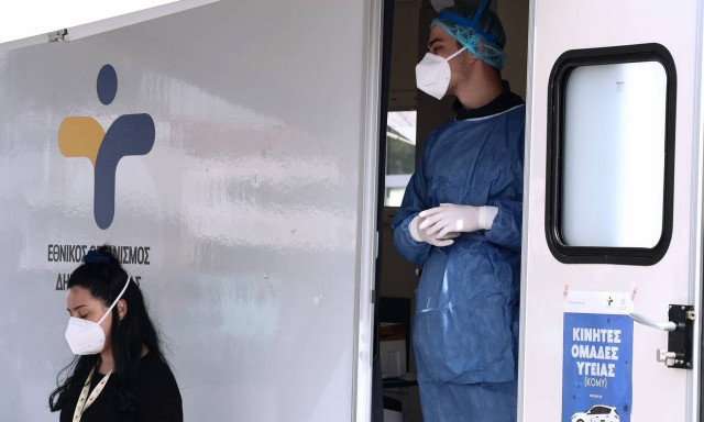 «Καμπανάκι» Τζανάκη στο Newsbomb.gr: Ψηλά και σήμερα τα κρούσματα - Μείωση μόνο με τήρηση μέτρων