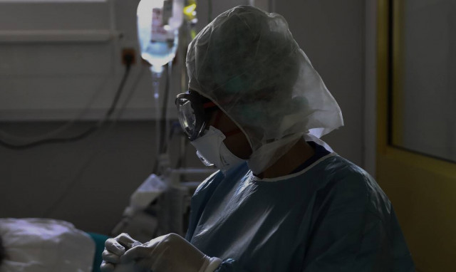 Εμβόλιο κορονοϊού: Οι υγειονομικές Αρχές ερευνούν τις θρομβώσεις - Τα περιστατικά που εντοπίστηκαν