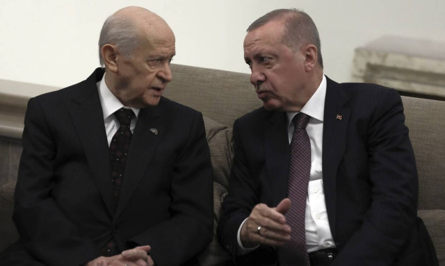 Τουρκία: Ο Ερντογάν φτιάχνει κλίμα έντασης ενόψει της επίσκεψης Τσαβούσογλου στην Αθήνα