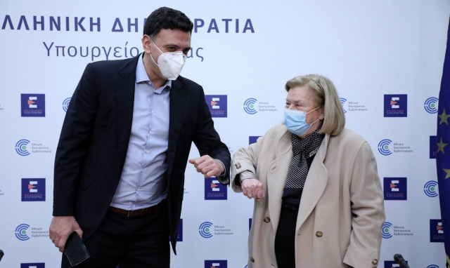 Κορονοϊός: Δείτε LIVE την ενημέρωση από Κικίλια και Θεοδωρίδου για τον εμβολιασμό