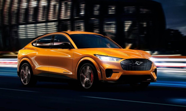 H Ford επιταχύνει για νέα ηλεκτρικά μοντέλα