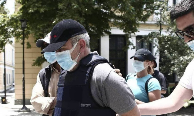 Υπόθεση «ψευτογιατρού»: Πρόταση εισαγγελέα - Σε δίκη για 12 θανάτους καρκινοπαθών