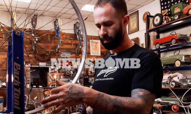 Mario Volante: Ο «γιατρός» των ποδηλάτων – Μιλάει στο Newsbomb.gr για τη μαγεία της αναπαλαίωσης