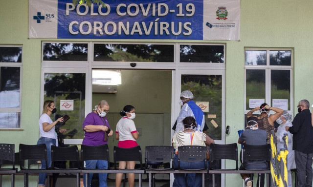 Κορονοϊός - Βραζιλία: 2.371 νέοι νεκροί και επιπλέον 49.768 κρούσματα τις προηγούμενες 24 ώρες