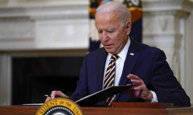 ΗΠΑ - Μπάιντεν: Προϋπολογισμός ύψους 6 τρισ. δολαρίων, με επενδύσεις σε υποδομές, υγεία και παιδεία