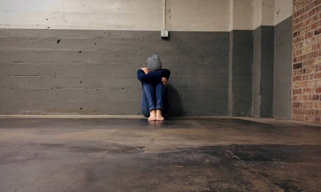 Καταγγελία μητέρας για bullying: Επιτέθηκαν στον γιο μου εντός της τάξης - Τον απειλούν με μηνύματα