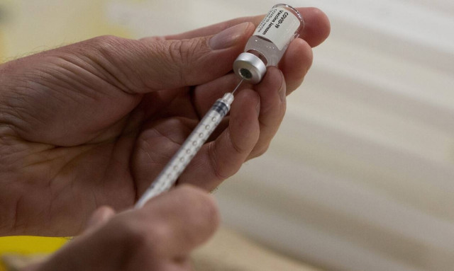 ΠΟΥ: Πόσοι χρειάζεται να εμβολιαστούν για να τελειώσει η πανδημία