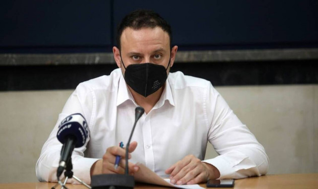 Μαγιορκίνης: Δεν πρέπει να καθυστερήσουμε τον εμβολιασμό - Η επιδημία είναι ακόμη εδώ