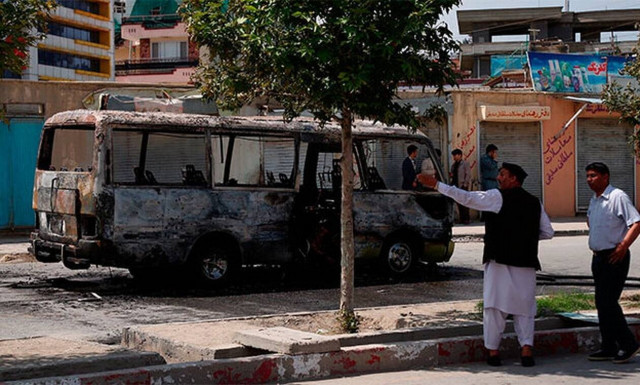 Αιματοκύλισμα στο Αφγανιστάν: Νεκροί τρεις καθηγητές και άλλοι 15 τραυματίες από έκρηξη βόμβας