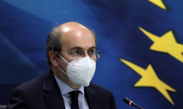 Χατζηδάκης: Πώς θα λειτουργεί η ψηφιακή κάρτα για τους εργαζόμενους