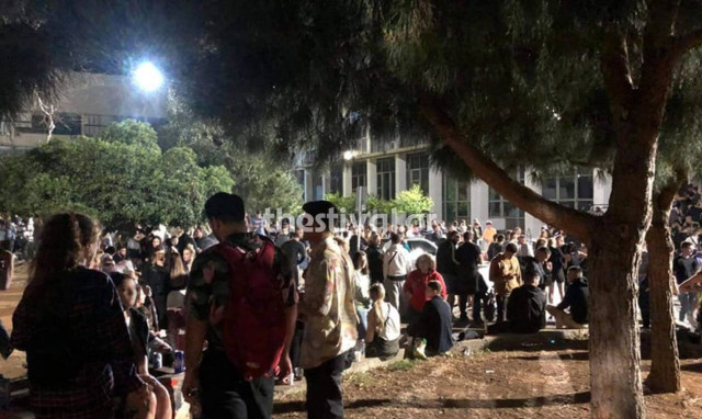 Θεσσαλονίκη: Συνωστισμός στο ΑΠΘ - Νέο κορoνοπάρτι με εκατοντάδες φοιτητές
