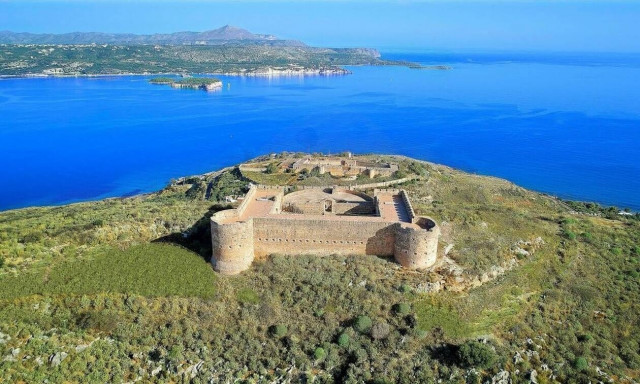 Τα 7 φρούρια της Κρήτης που κόβουν την ανάσα! (pics)