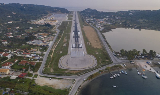 Απόβαση τουριστών στην Σκιάθο: Κατέφθασαν οι δυο πρώτες πτήσεις από Ρουμανία