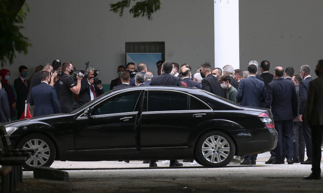 Προκλητικότητα Τσαβούσογλου: Άφησαν έξω Έλληνες δημοσιογράφους- «Χαιρετίσματα» από Ερντογάν