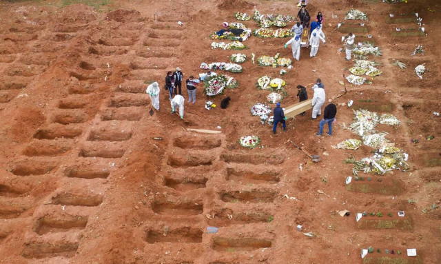 Φόβοι για το τρίτο κύμα στη Βραζιλία: 860 θάνατοι και 30.434 κρούσματα του κορονοϊού σε 24 ώρες