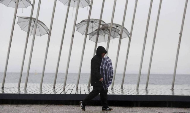 Καιρός: Προσοχή τις επόμενες ώρες - Πότε και πού θα χτυπήσουν βροχές και καταιγίδες