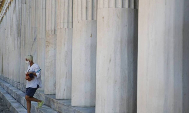 Greece confirms 1,007 new coronavirus infections on Monday, 41 deaths; 481 in ICUs nationwide