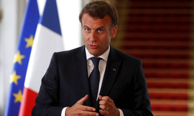Γαλλία: Ο πρόεδρος Μακρόν εμβολιάστηκε για την Covid-19