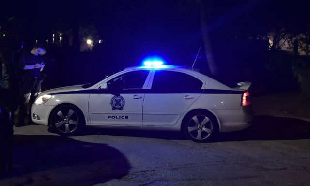 Θρίλερ στη Γαστούνη: Βρέθηκε νεκρός άνδρας μέσα σε αρδευτικό κανάλι (vid)