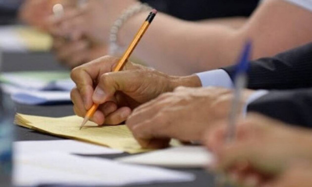 Απίστευτο περιστατικό στην Κύπρο: Μητέρα πήγε να γράψει εξετάσεις στη θέση της κόρης της!