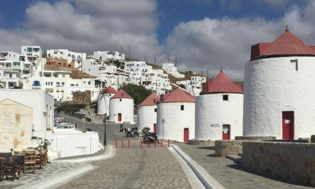 Η Αστυπάλαια γίνεται πρότυπο νησί ηλεκτροκίνησης: Οι τέσσερις πυλώνες του «πειράματος»