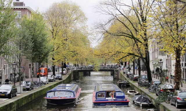 Ολλανδία: Επιχείρηση Roboat - Αυτόνομα ρομποτικά σκάφη «θα βολτάρουν» στα κανάλια του Άμστερνταμ