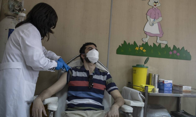 Ευρωβαρόμετρο: 8 στους 10 Έλληνες θέλουν περισσότερες αρμοδιότητες στην ΕΕ για αντιμετώπιση κρίσεων